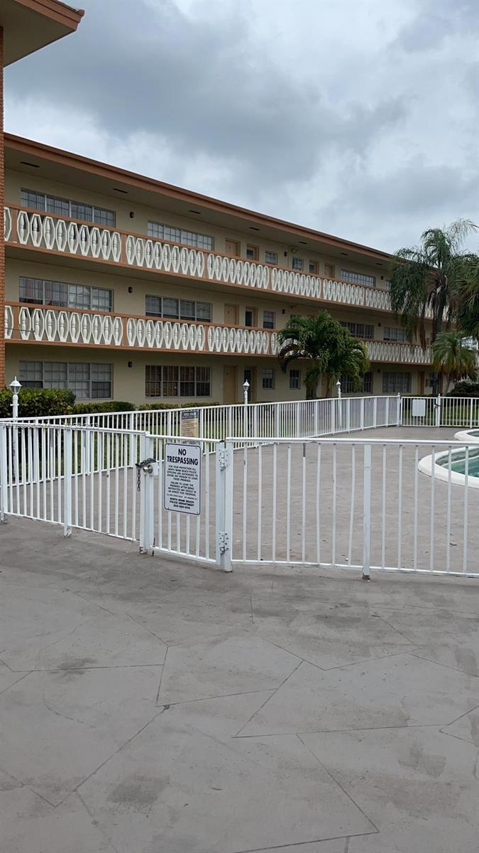 SUTTON HOUSE CONDO - Residential Lease