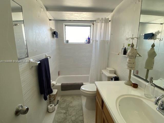 SUTTON HOUSE CONDO - Residential Lease