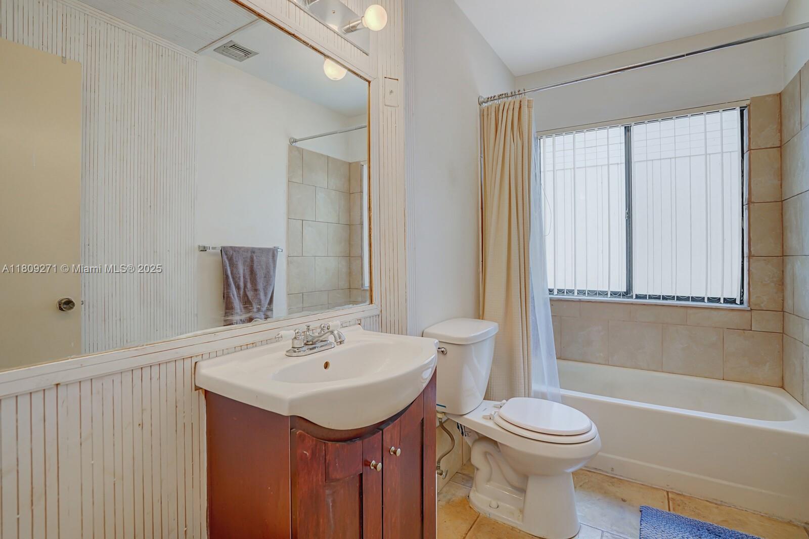 BOYNTON LAKES 2 - Residential