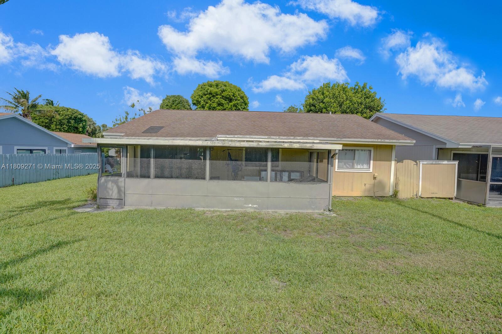 BOYNTON LAKES 2 - Residential