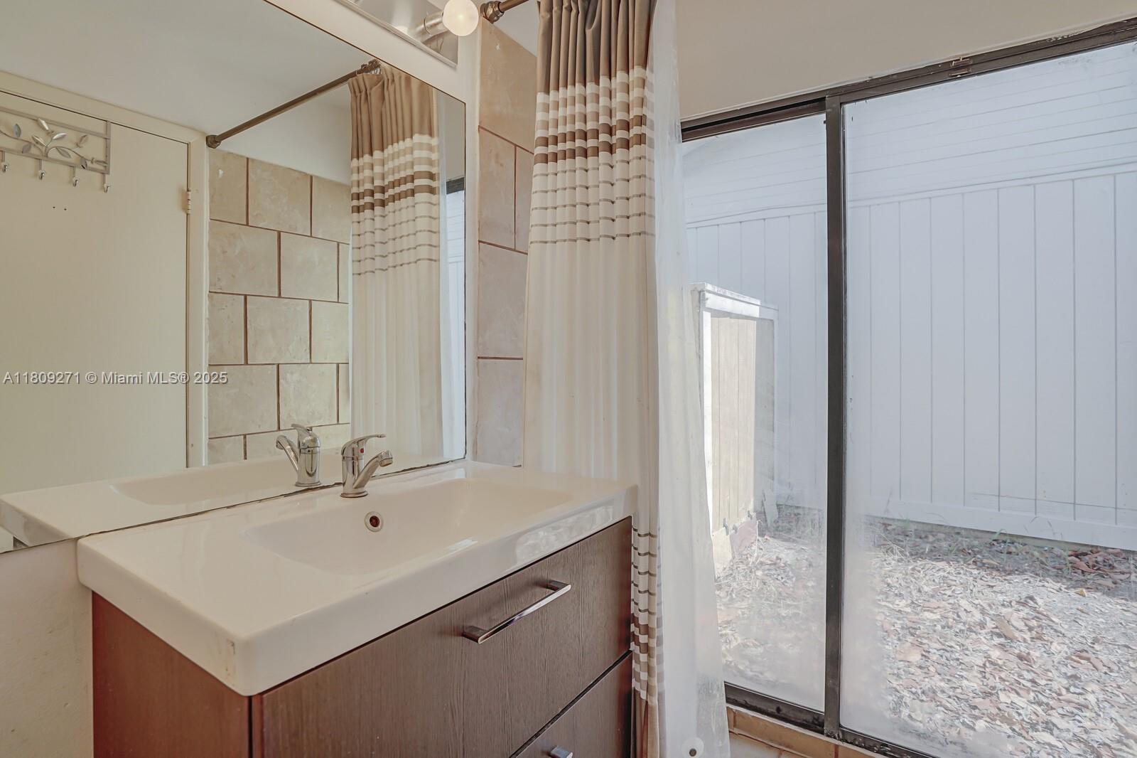 BOYNTON LAKES 2 - Residential