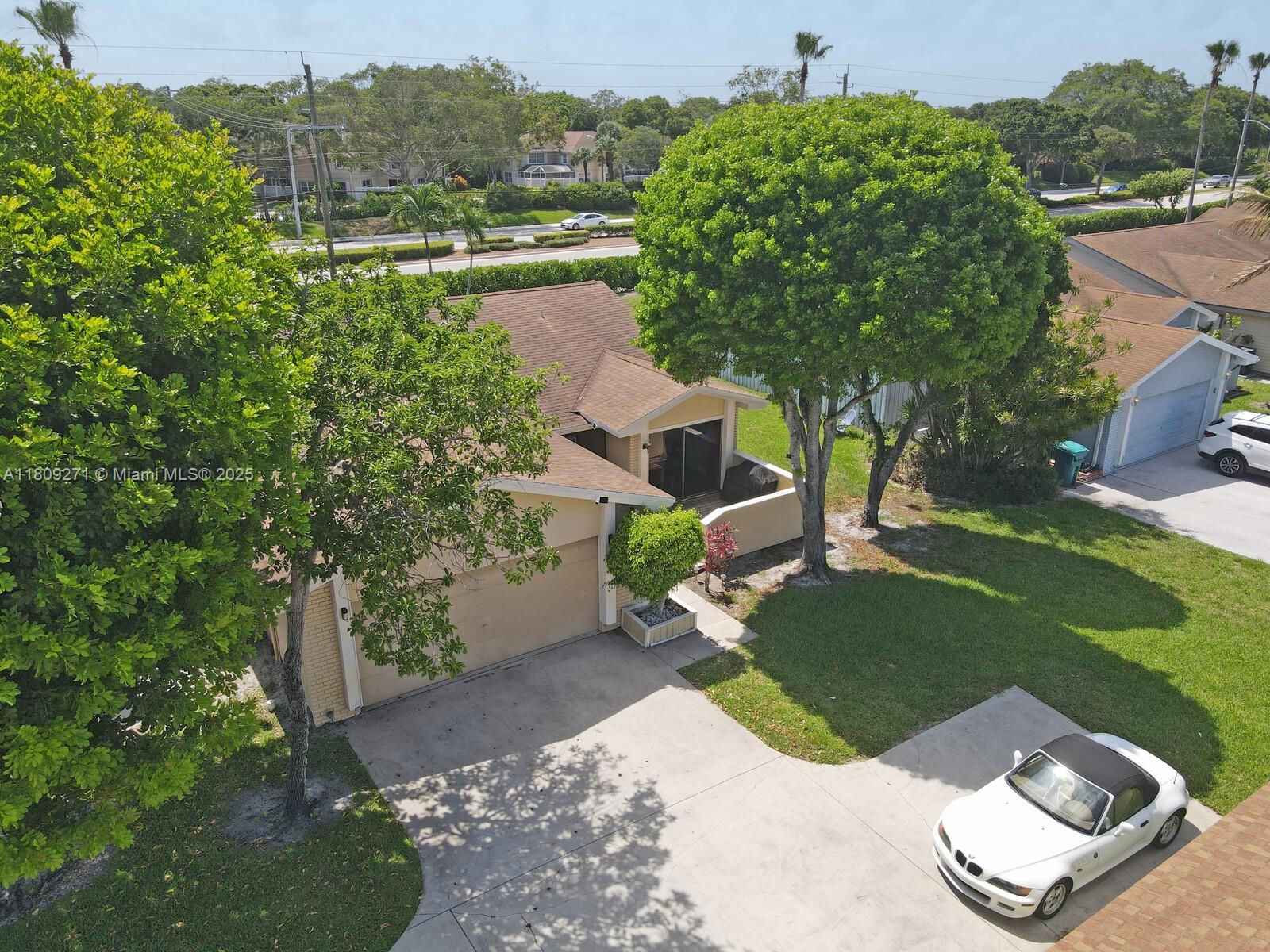 10 Afton Pl