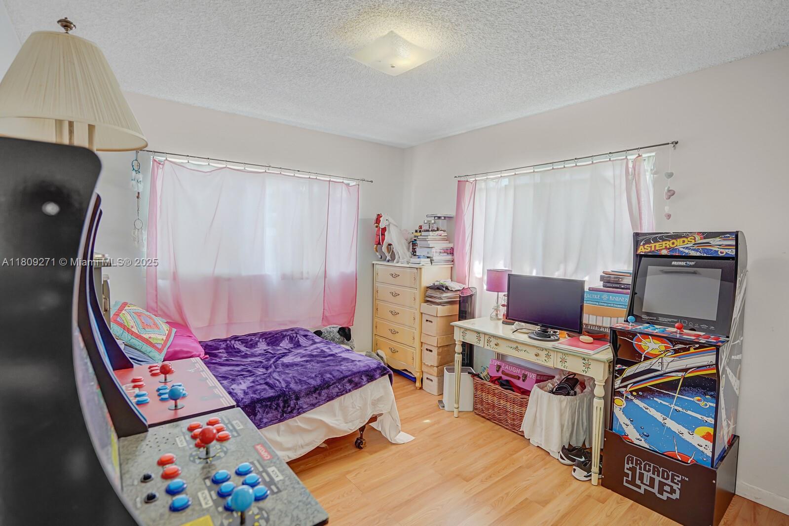 BOYNTON LAKES 2 - Residential