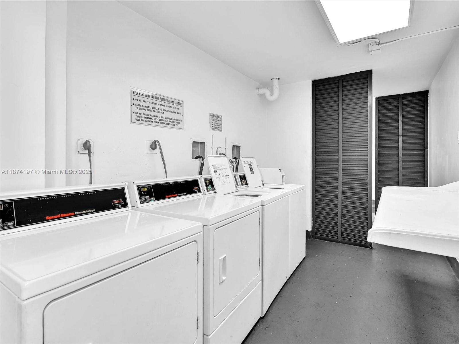 BISCAYA IV CONDO - Residential