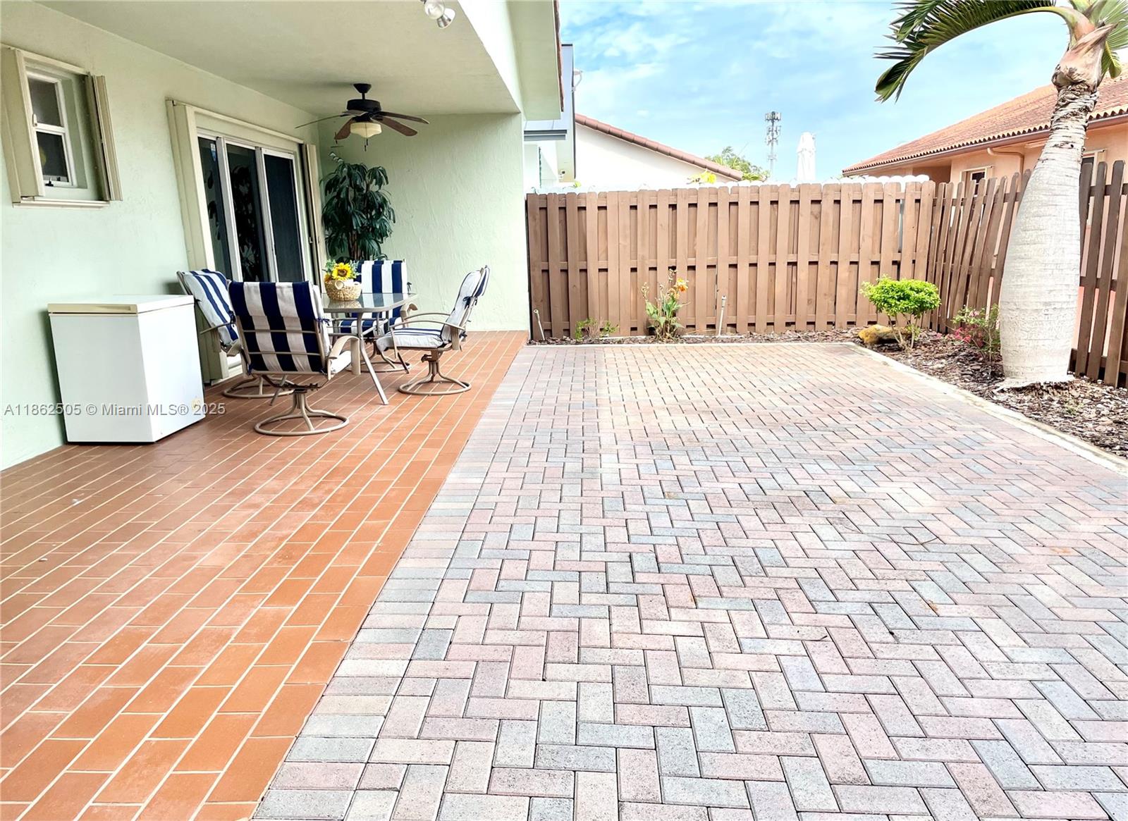 ISLAS CANARIAS HOMES - Residential