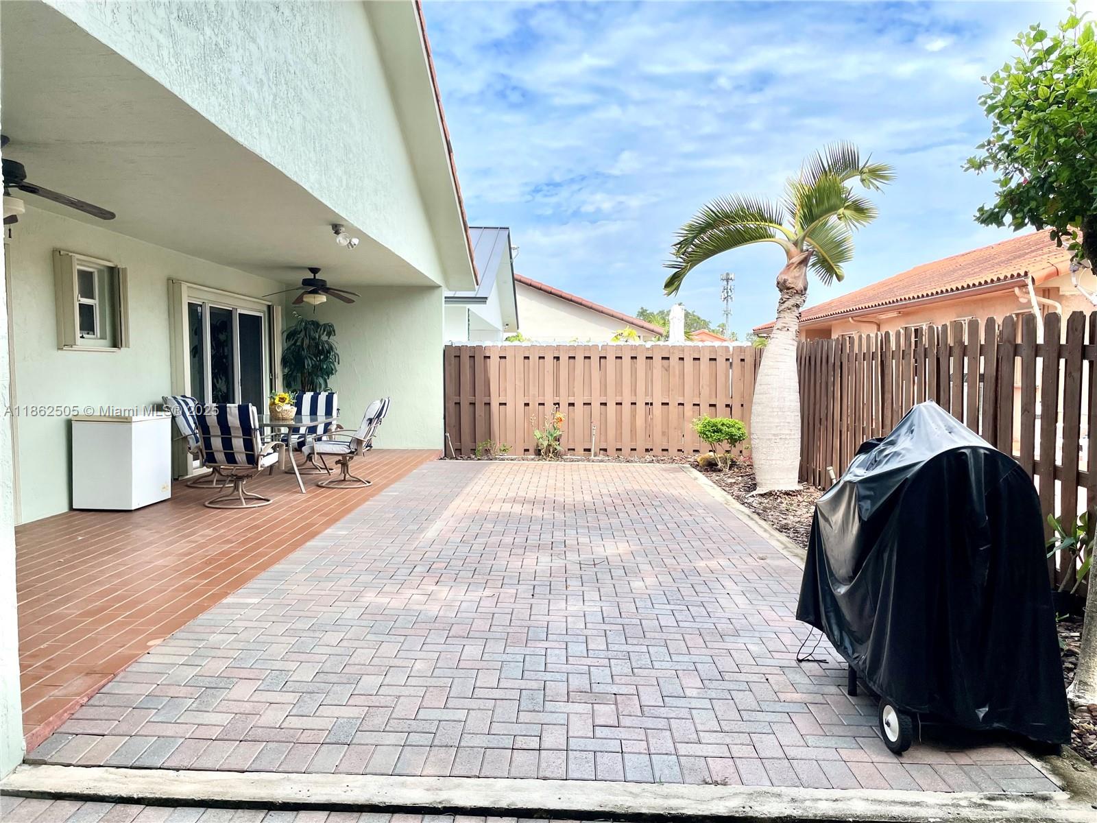 ISLAS CANARIAS HOMES - Residential