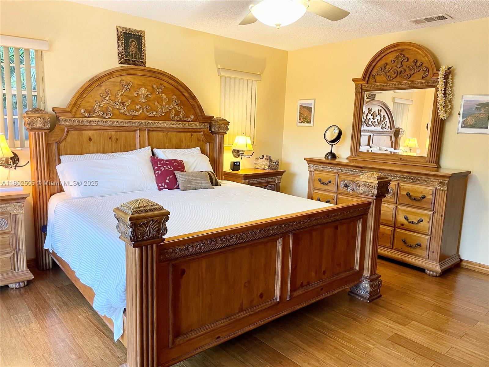 ISLAS CANARIAS HOMES - Residential