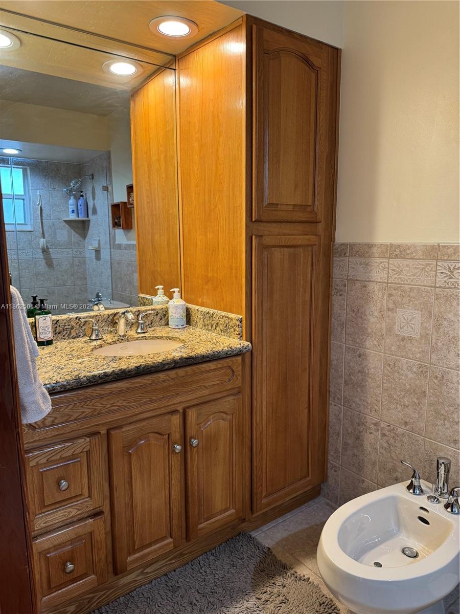 ISLAS CANARIAS HOMES - Residential