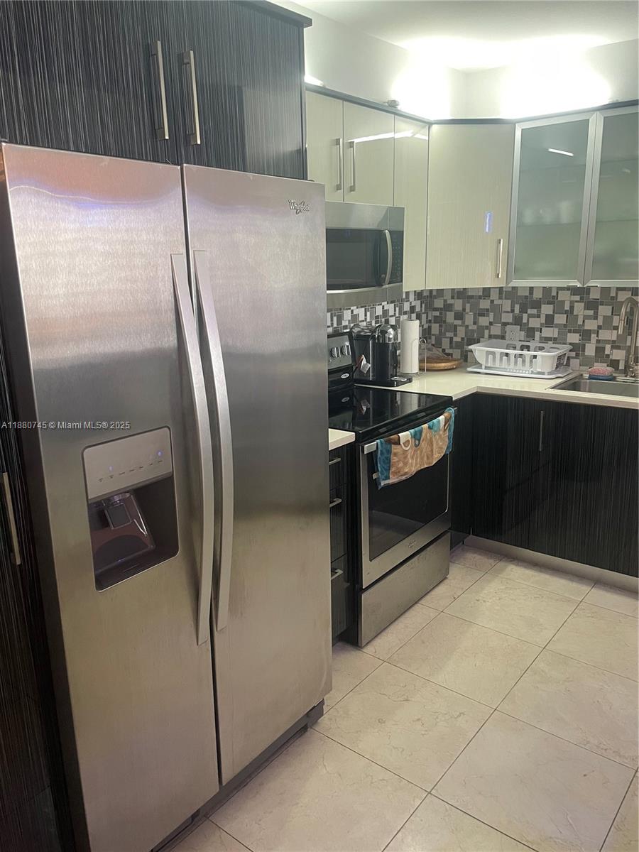 Admiral Port - Residential