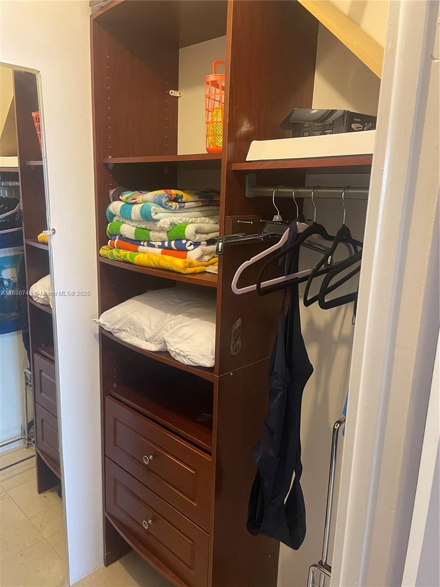 Admiral Port - Residential