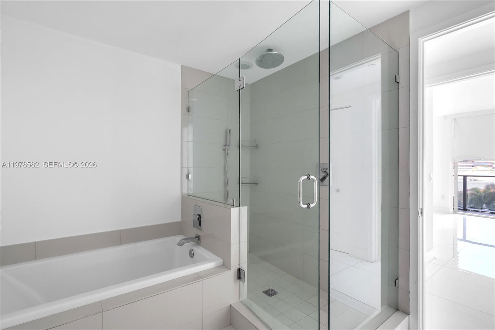 1100 MILLECENTO RESIDENCE - Residential Lease