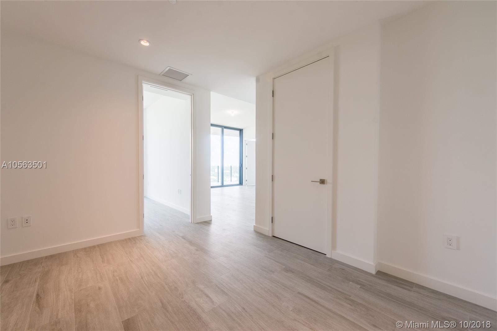 CLUB RESIDENCES AT PARK G - Residential Lease