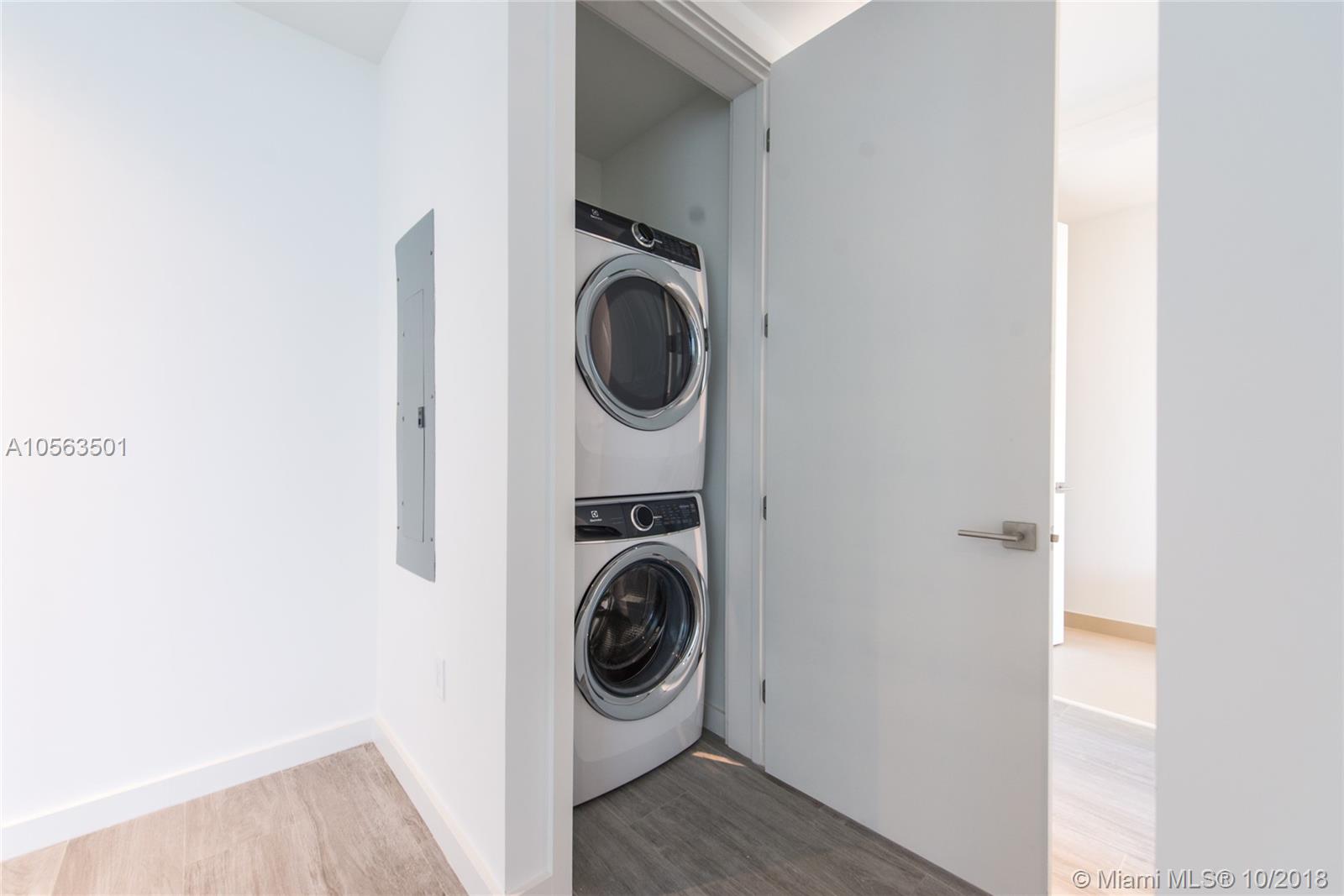 CLUB RESIDENCES AT PARK G - Residential Lease
