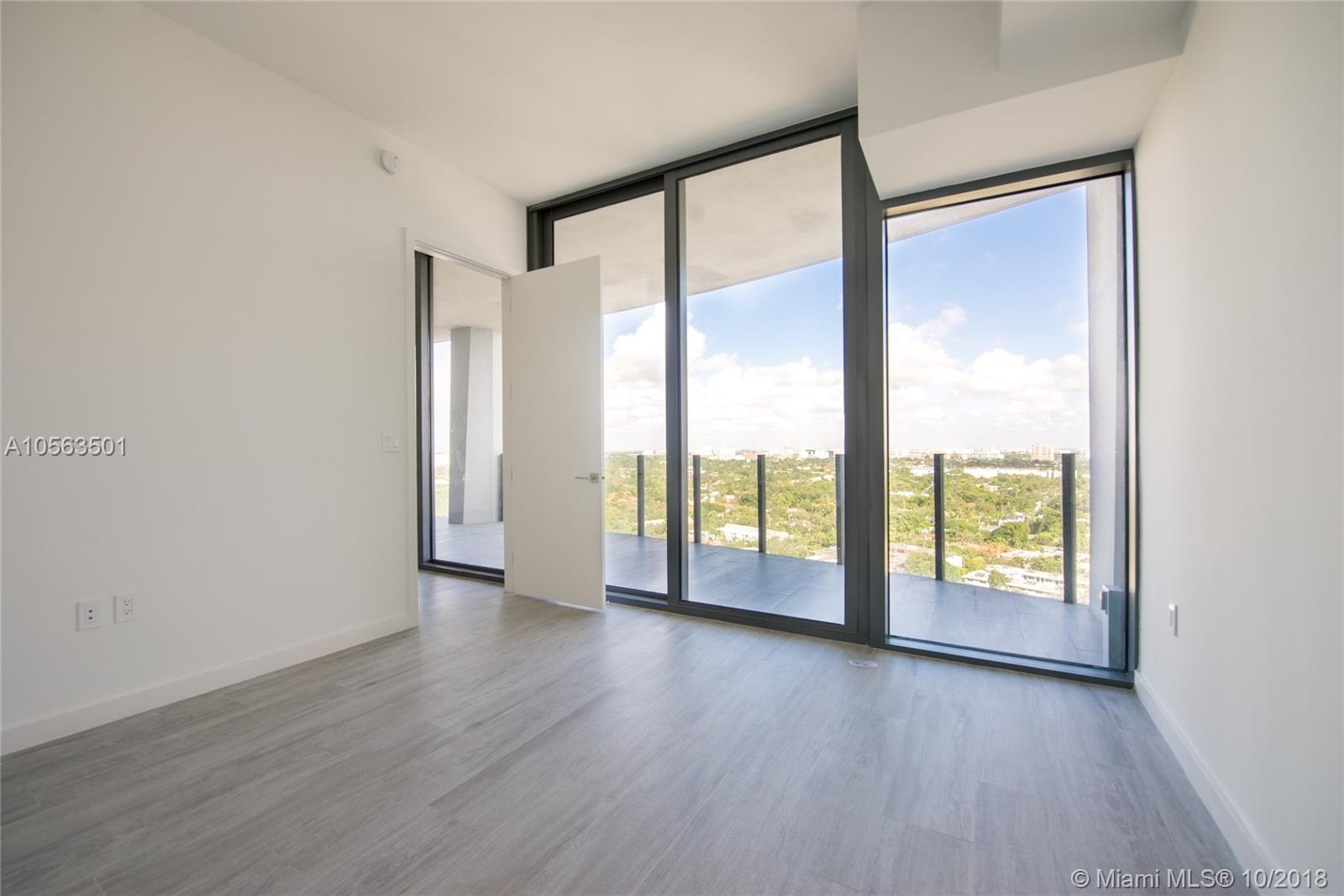 CLUB RESIDENCES AT PARK G - Residential Lease