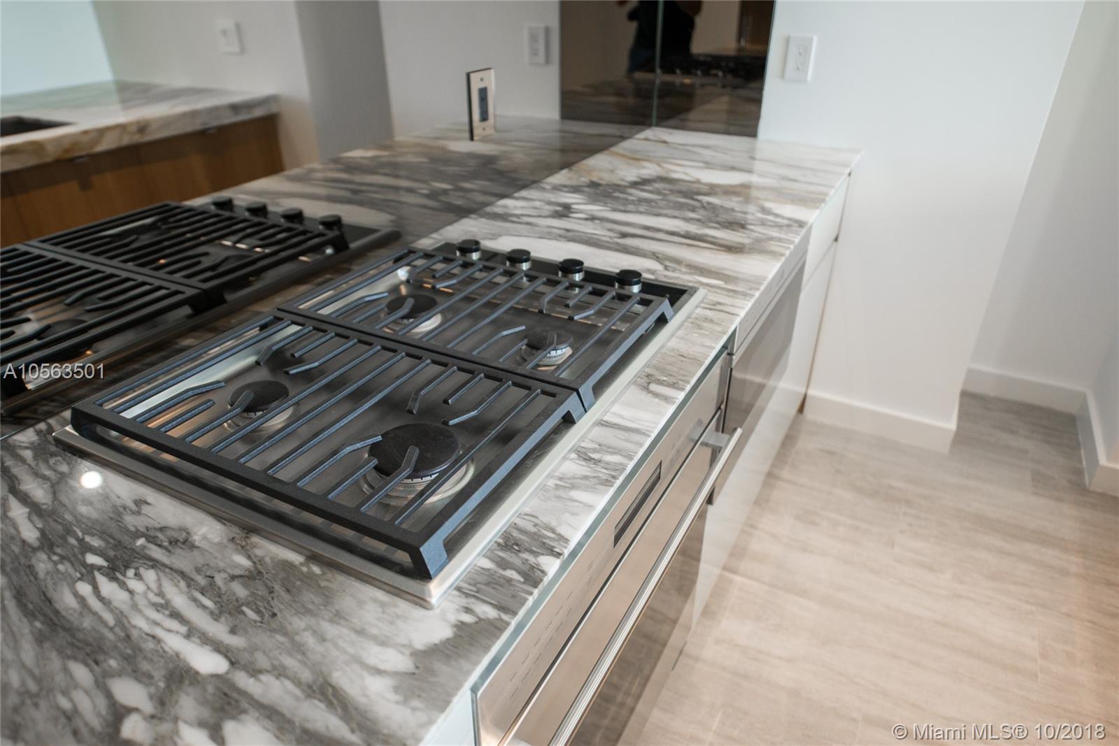CLUB RESIDENCES AT PARK G - Residential Lease