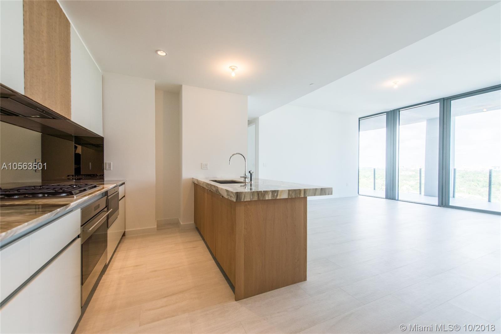 CLUB RESIDENCES AT PARK G - Residential Lease