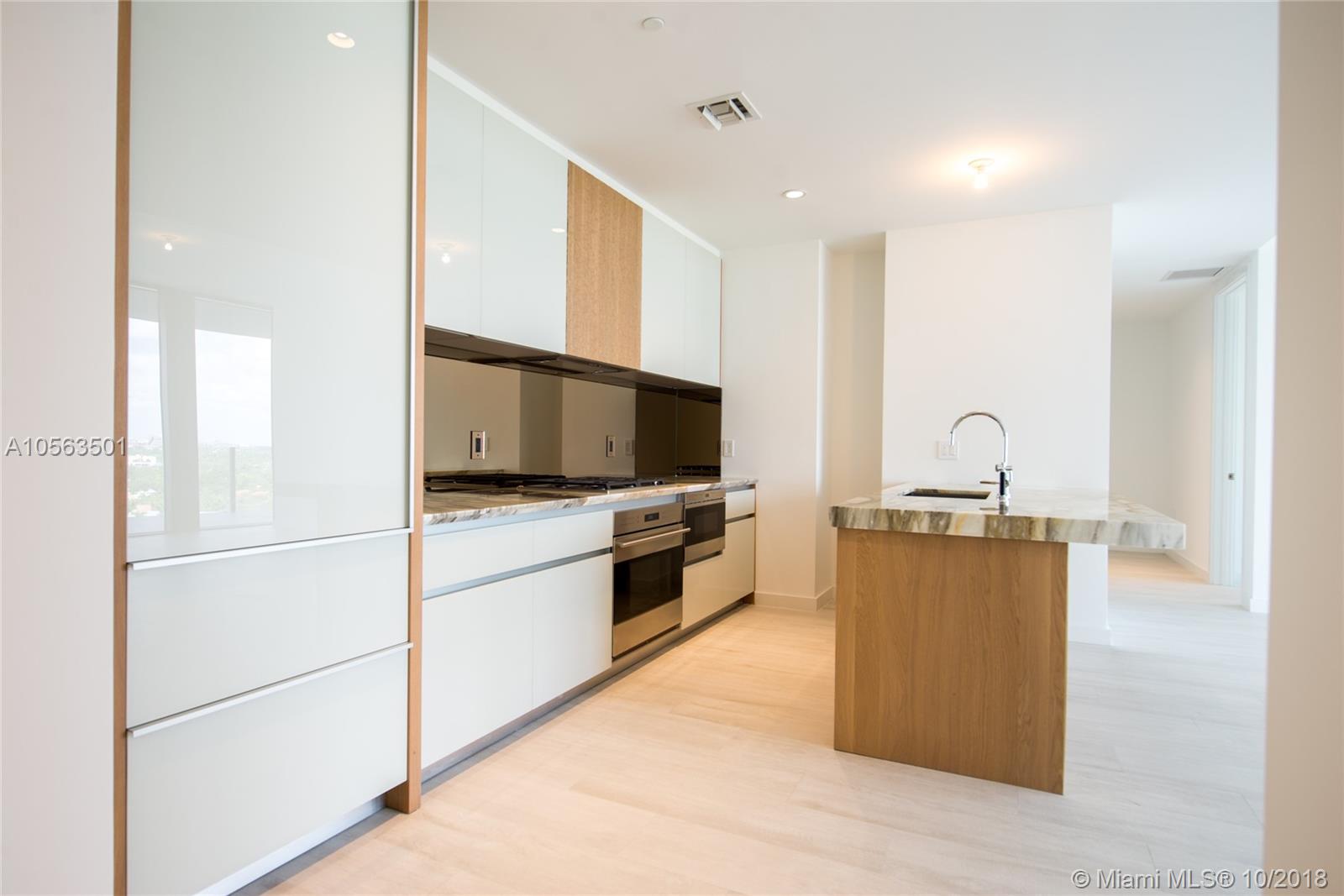 CLUB RESIDENCES AT PARK G - Residential Lease