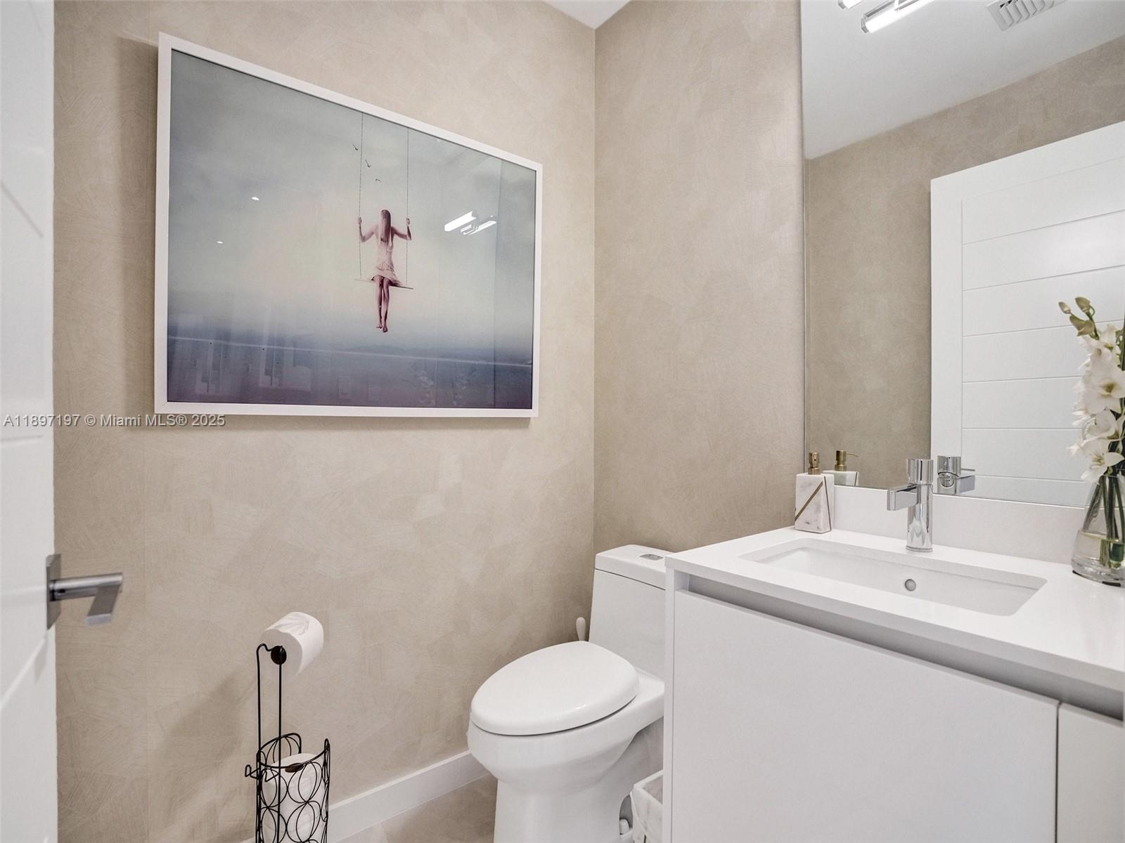 2200 FORT LAUDERDALE BEAC - Residential