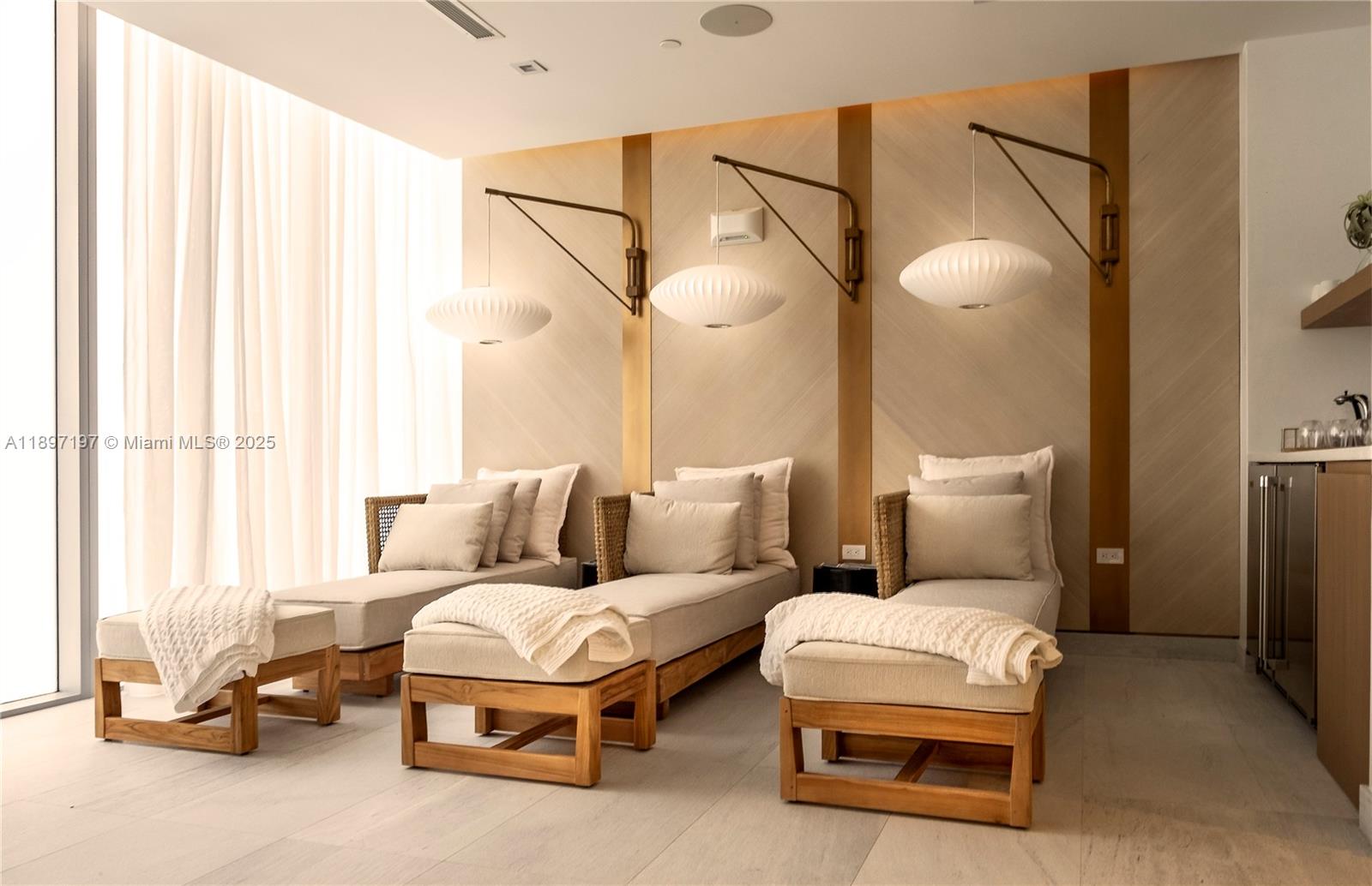 2200 FORT LAUDERDALE BEAC - Residential