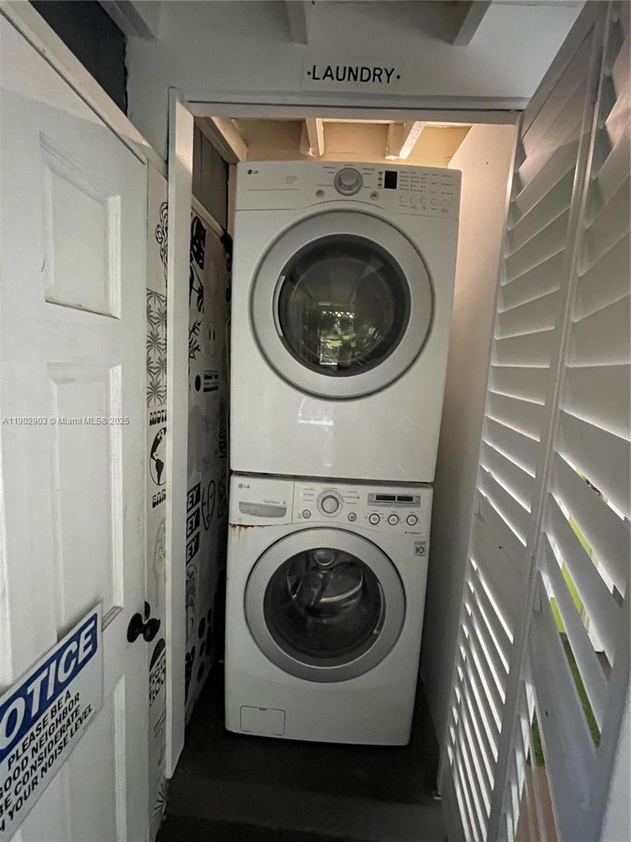 STRANAHANS SUB - Residential Lease