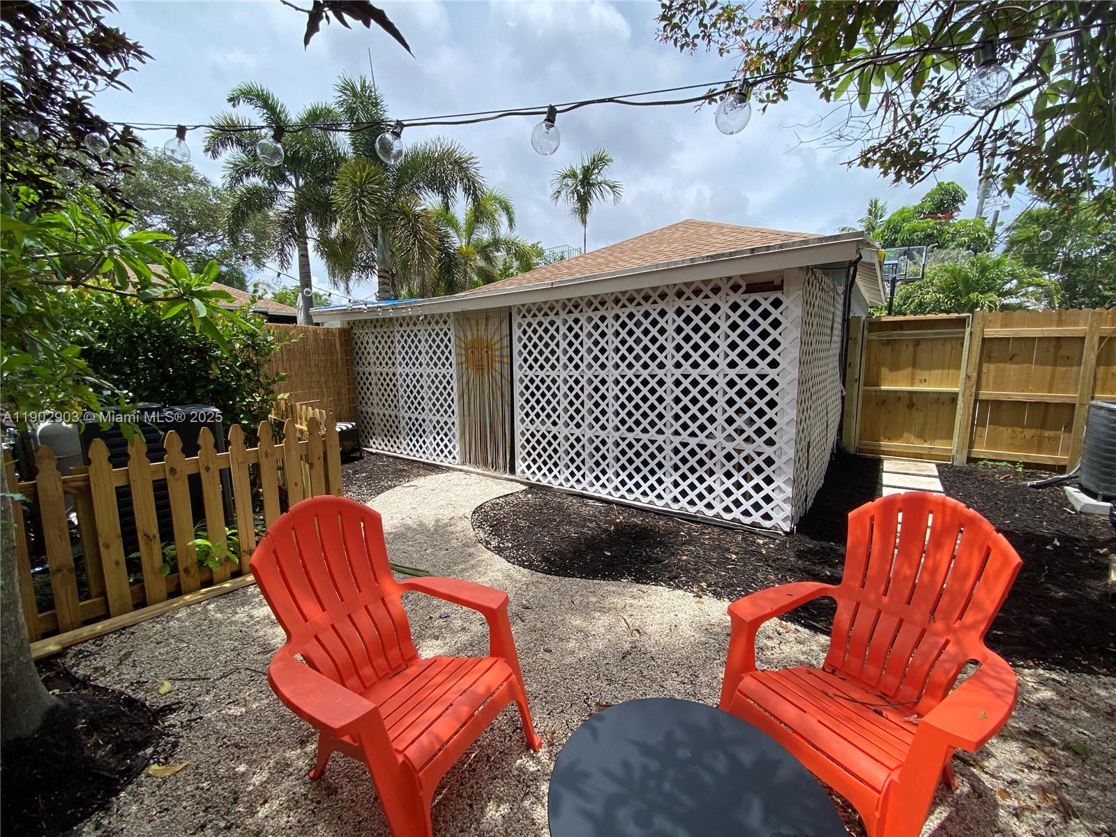 STRANAHANS SUB - Residential Lease