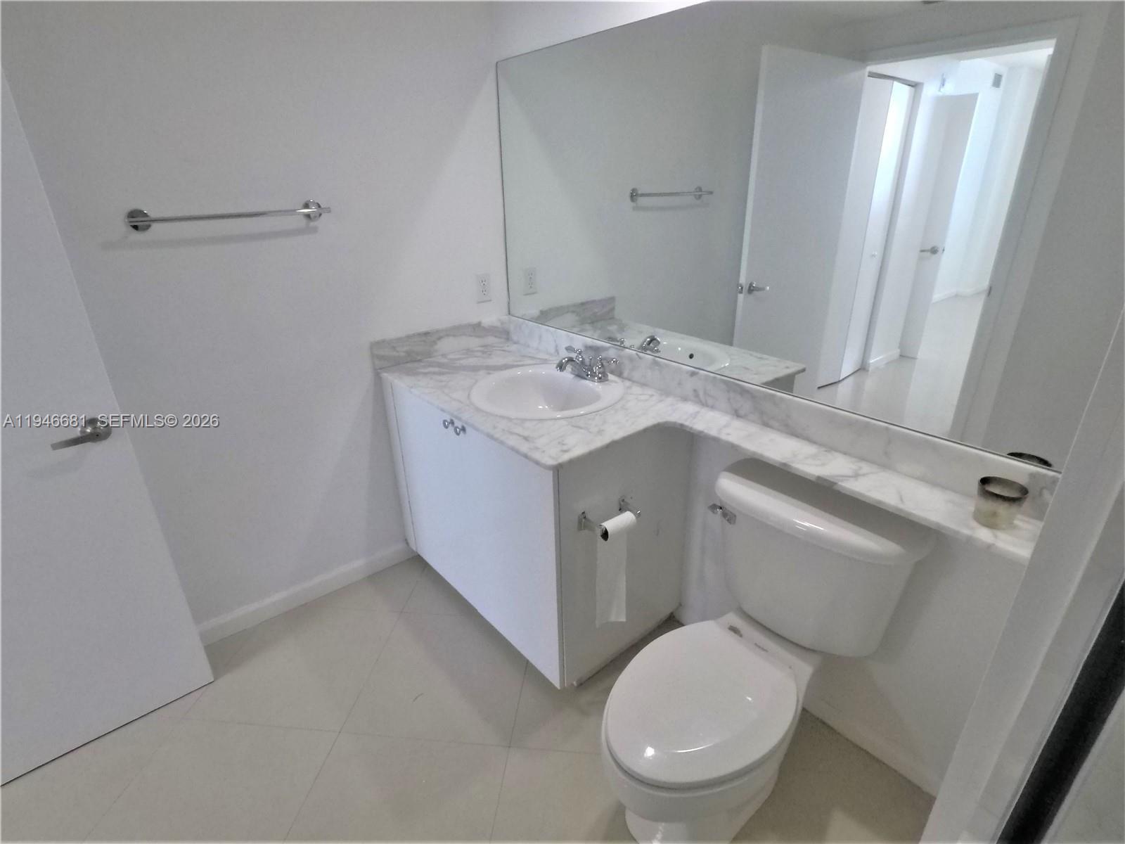 VENTURE AT AVENTURA WEST - Residential