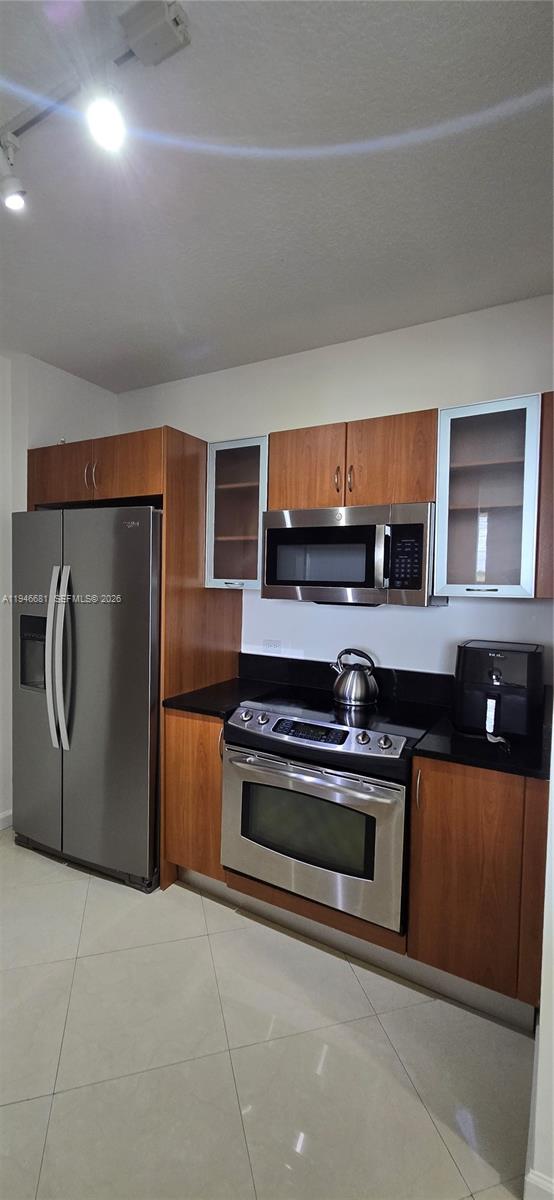 VENTURE AT AVENTURA WEST - Residential