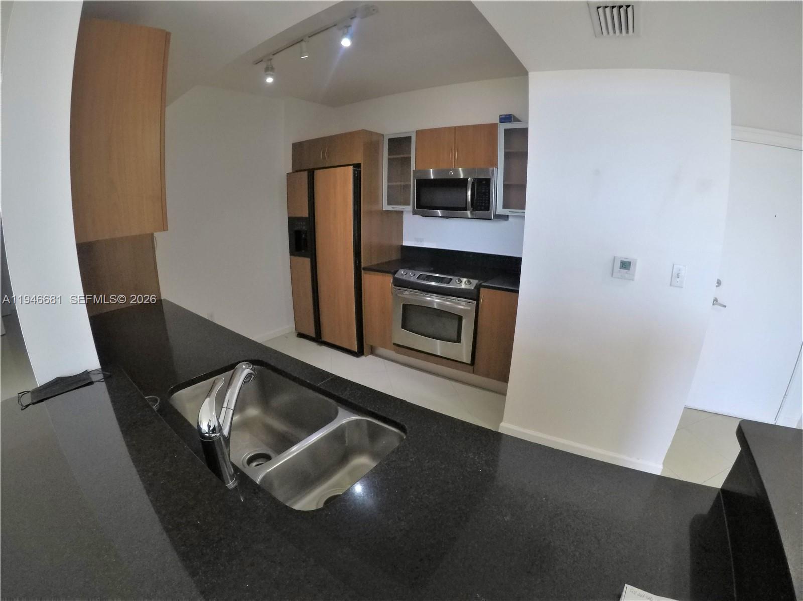 VENTURE AT AVENTURA WEST - Residential