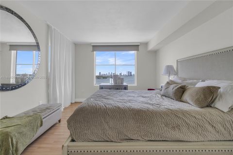 1900 Sunset Harbour Dr 1206 Miami Beach FL 33139