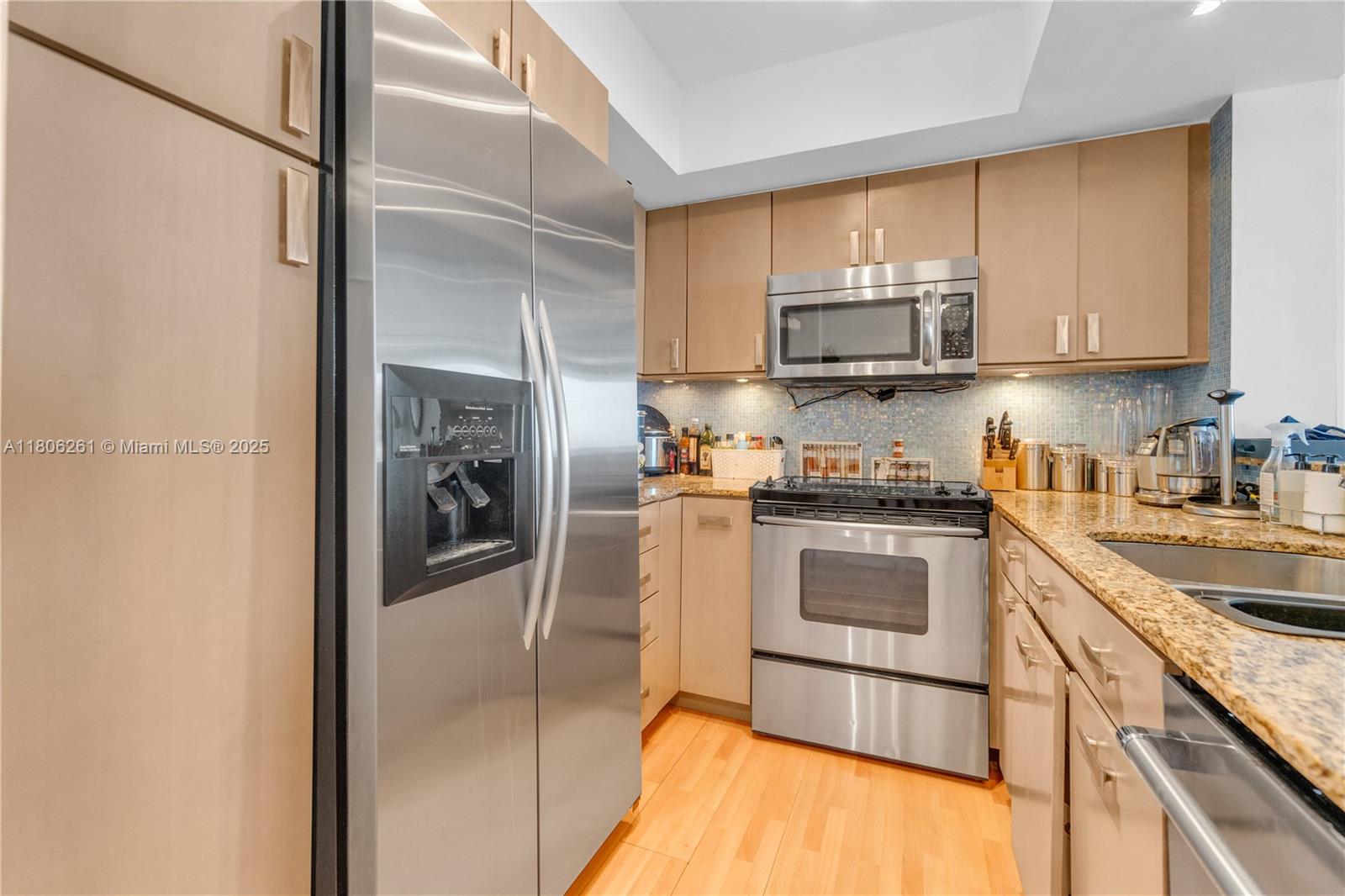 1900 Sunset Harbour Dr 1206