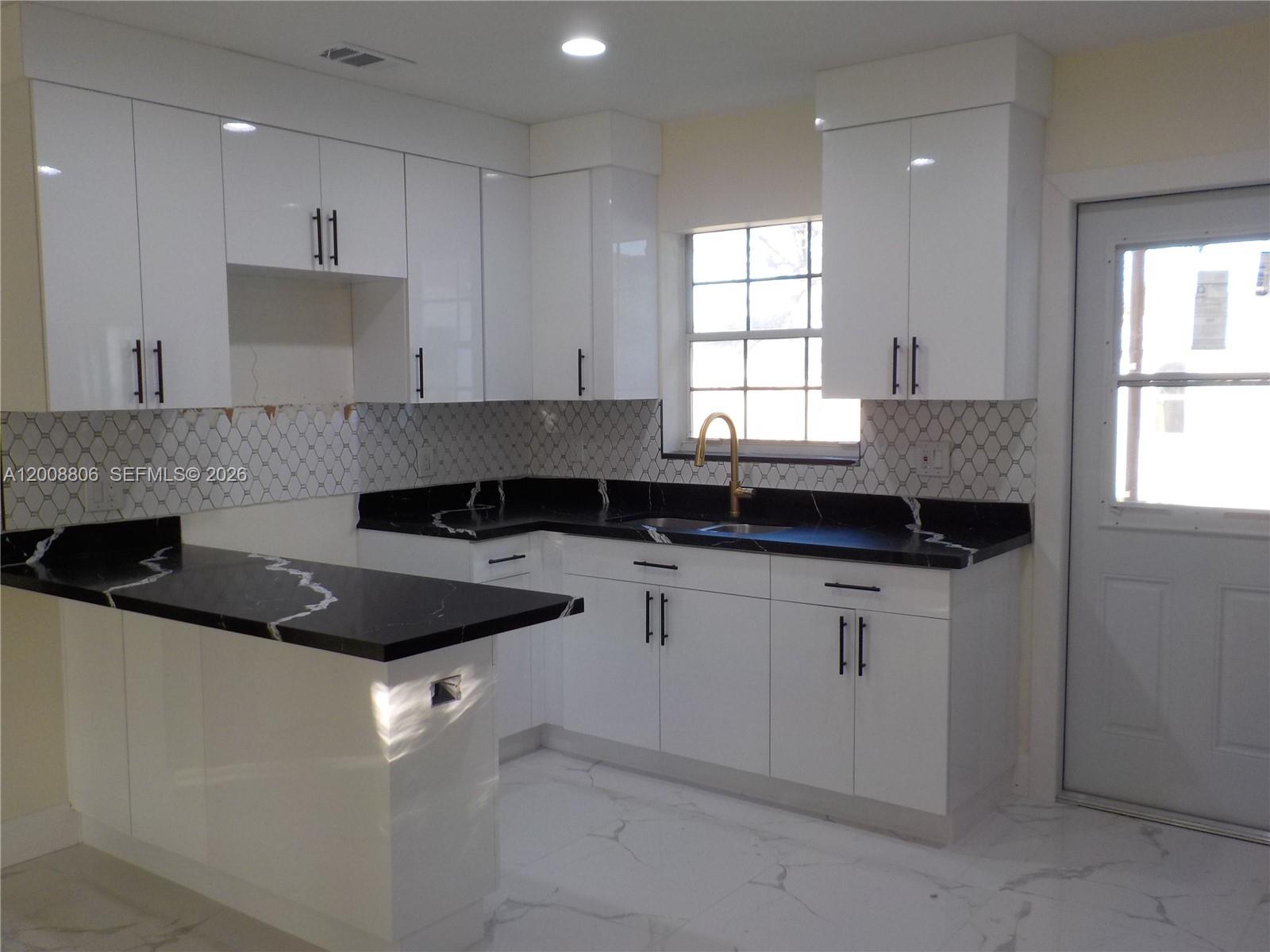 S CORAL HOMES SEC 3 - Residential