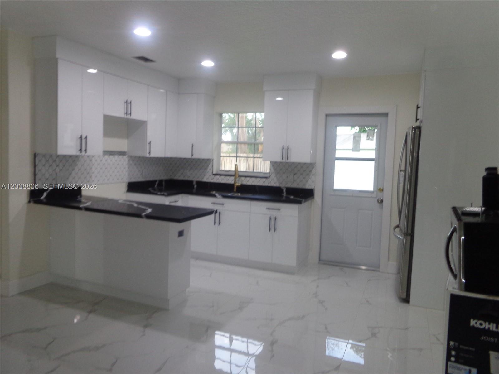 S CORAL HOMES SEC 3 - Residential