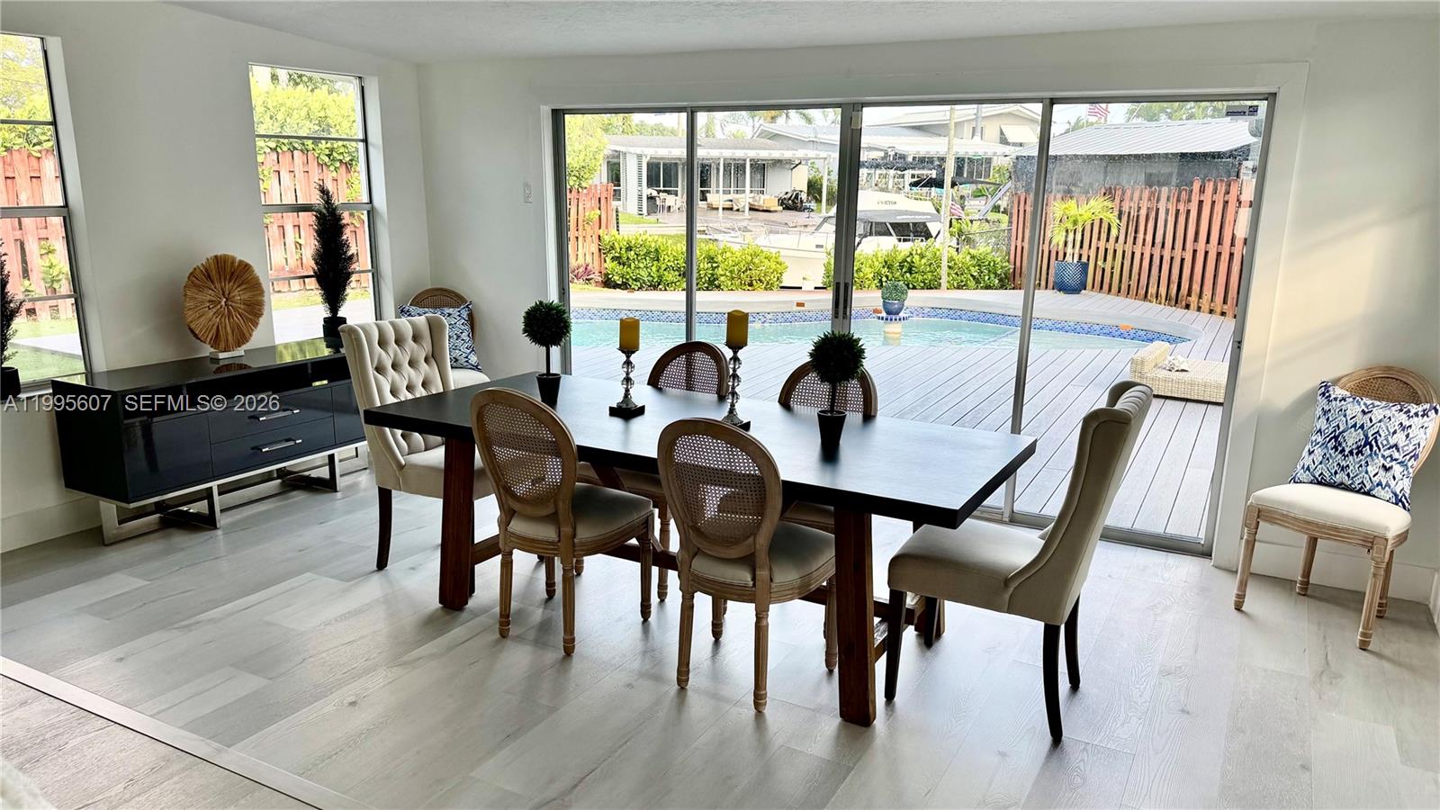 LAUDERDALE ISLES NO 2-BLK - Residential