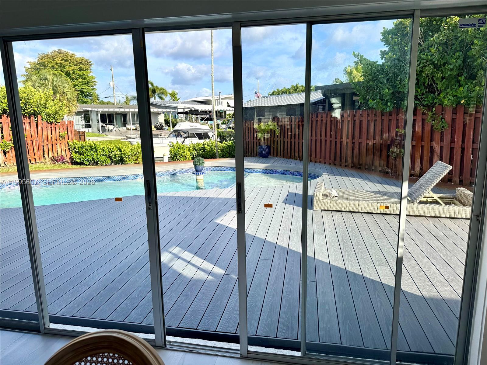 LAUDERDALE ISLES NO 2-BLK - Residential