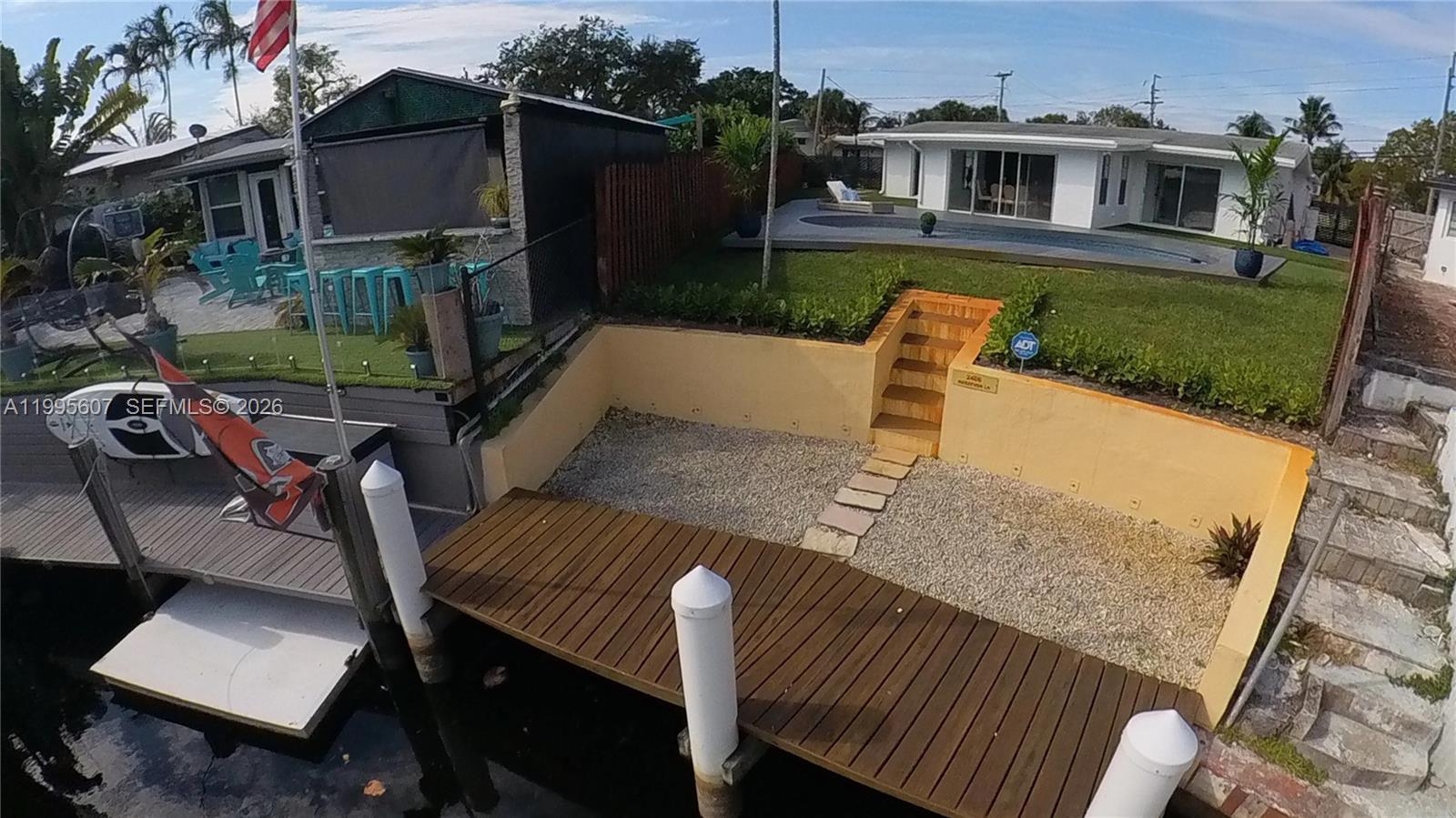 LAUDERDALE ISLES NO 2-BLK - Residential