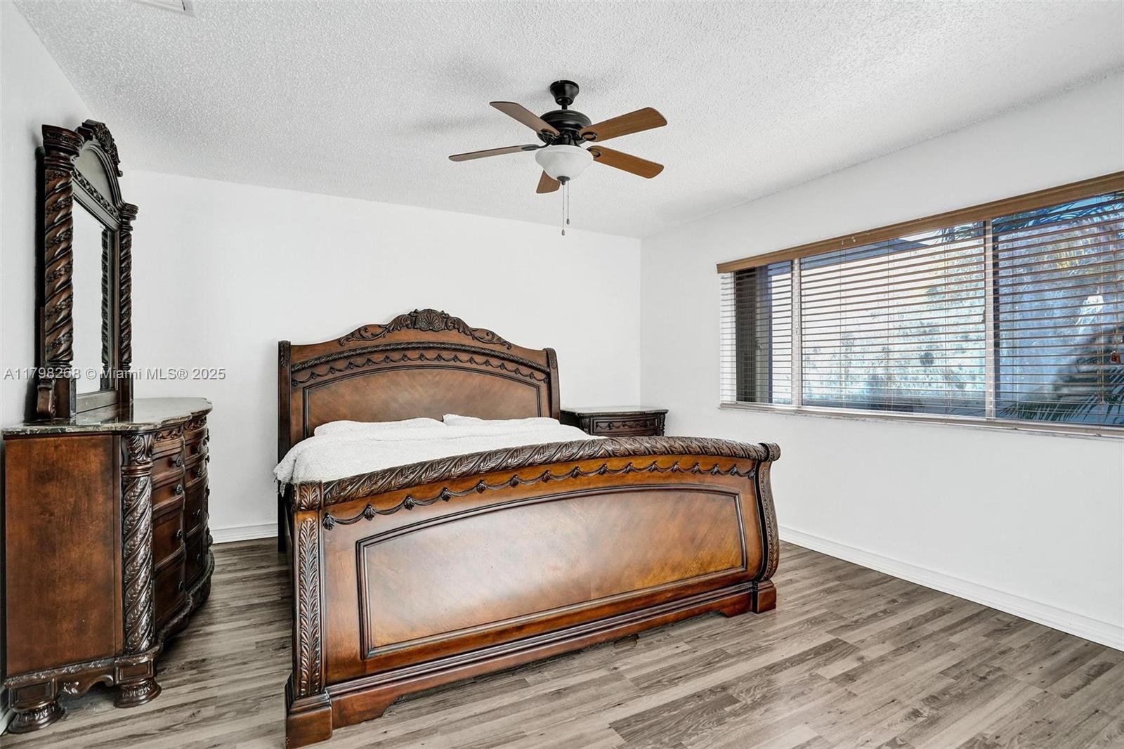 HAMPTONS OF NORTH LAUDERD - Residential Lease