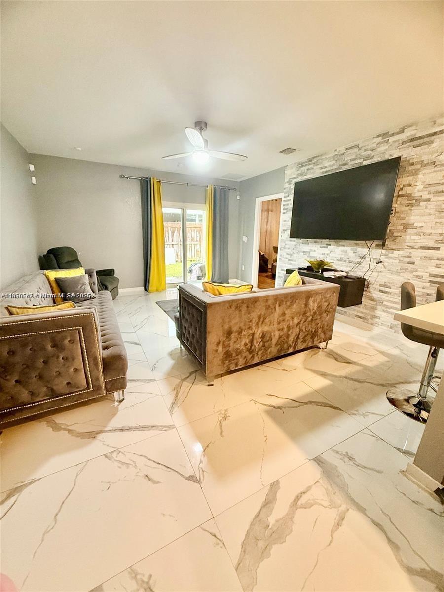 Royal Homes - Residential