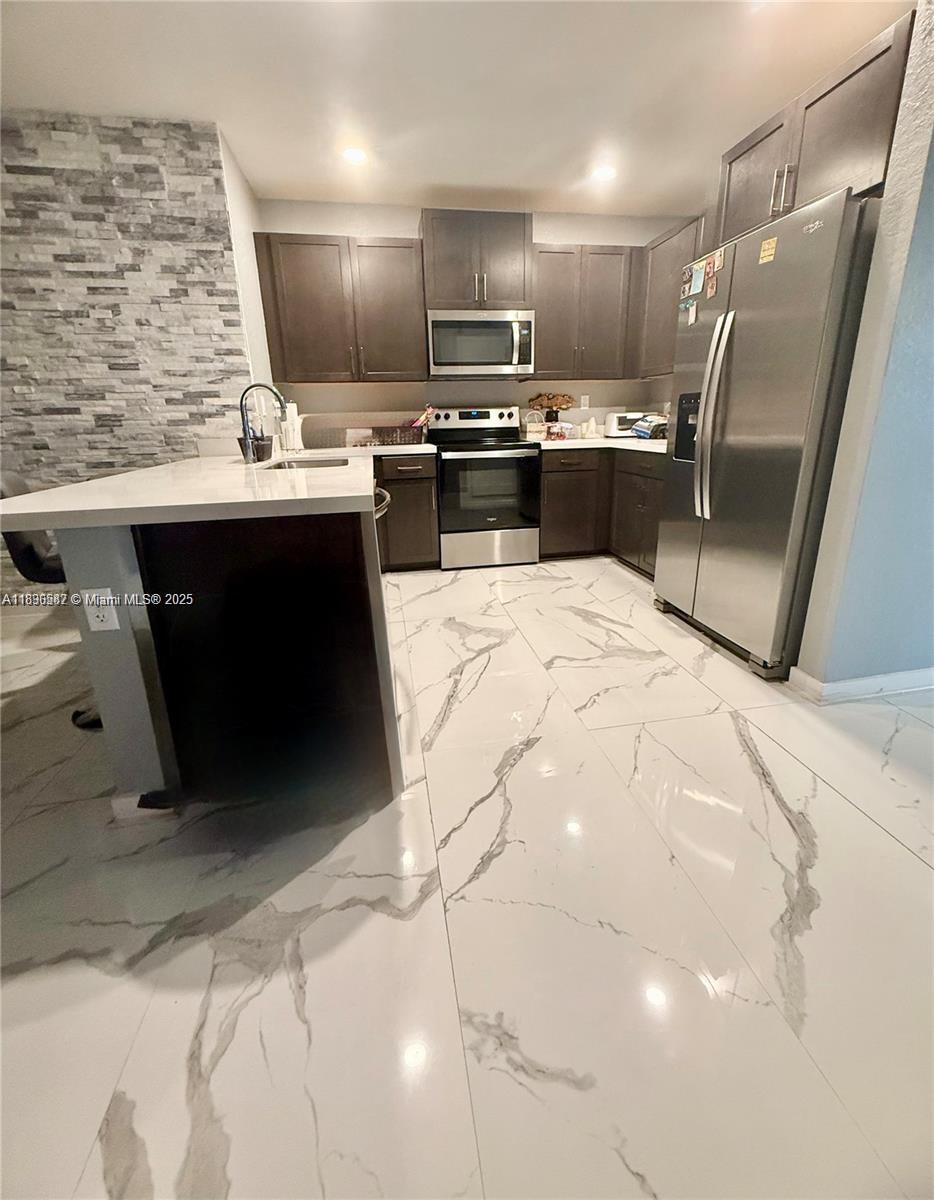 Royal Homes - Residential