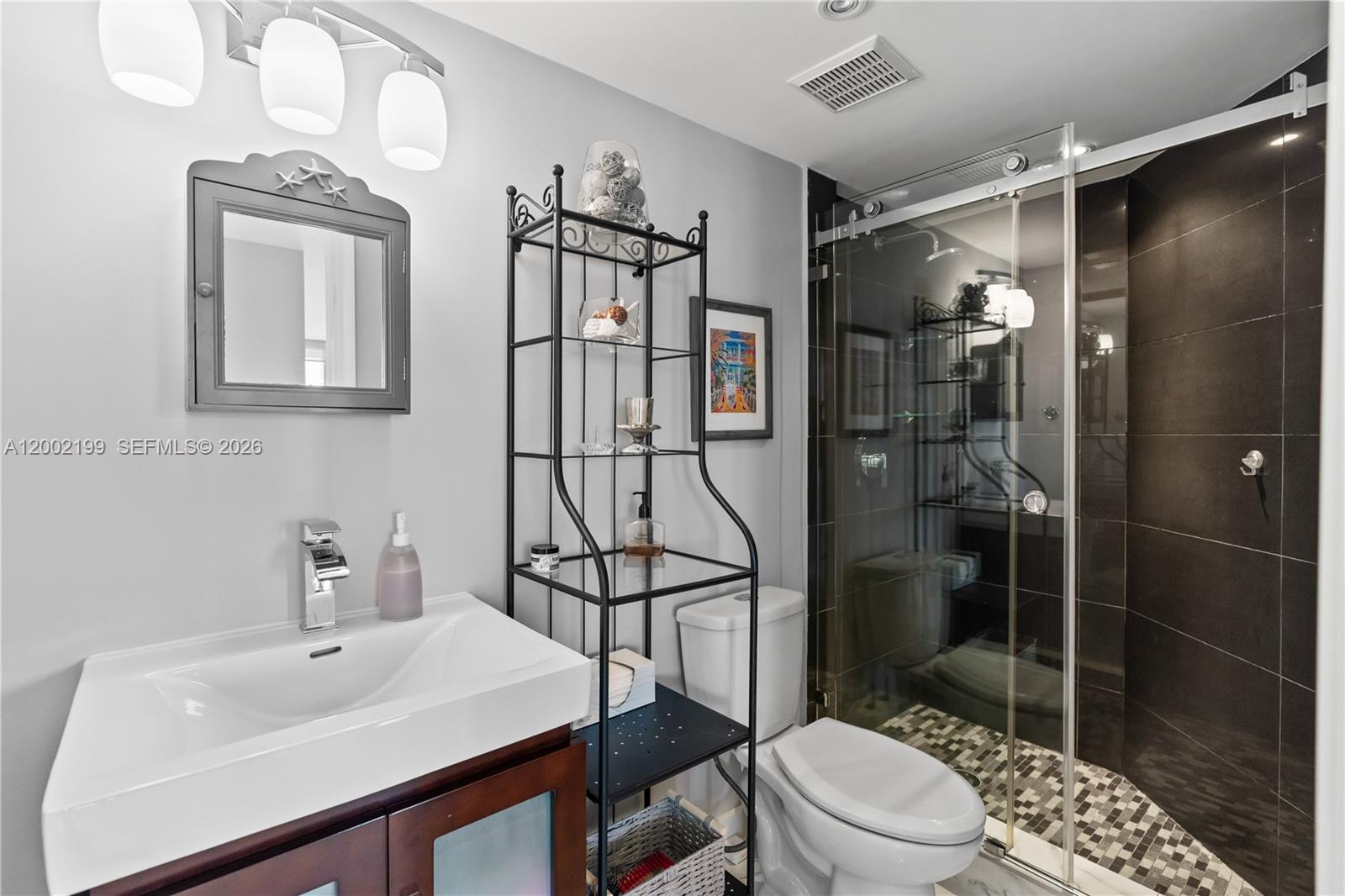 MYSTIC POINTE TOWER 400 C - Residential