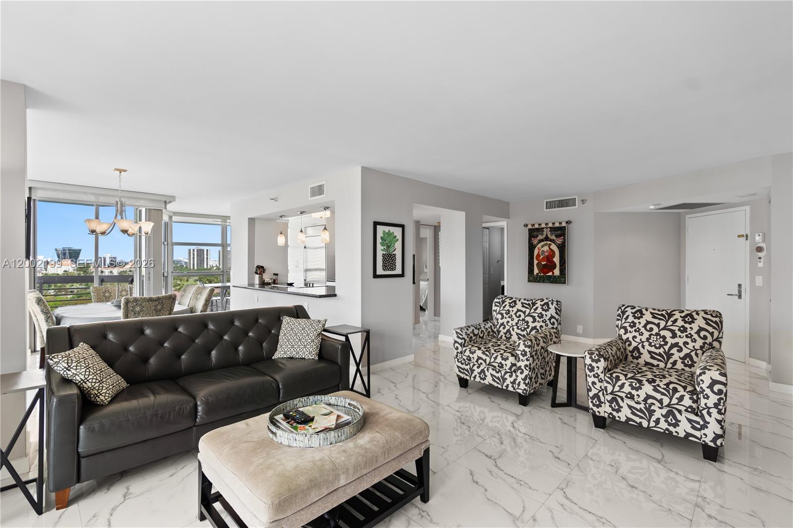 MYSTIC POINTE TOWER 400 C - Residential