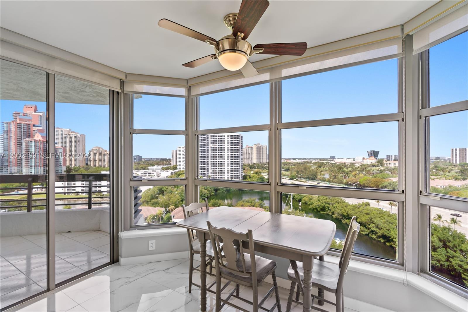 MYSTIC POINTE TOWER 400 C - Residential