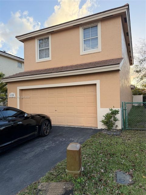 Photo of 6955 SW 148th Ln, Davie, FL 33331 (MLS # A11982016)