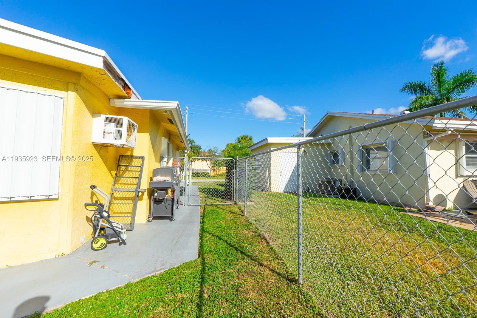 WESTWOOD COMMUNITY 3 - Residential