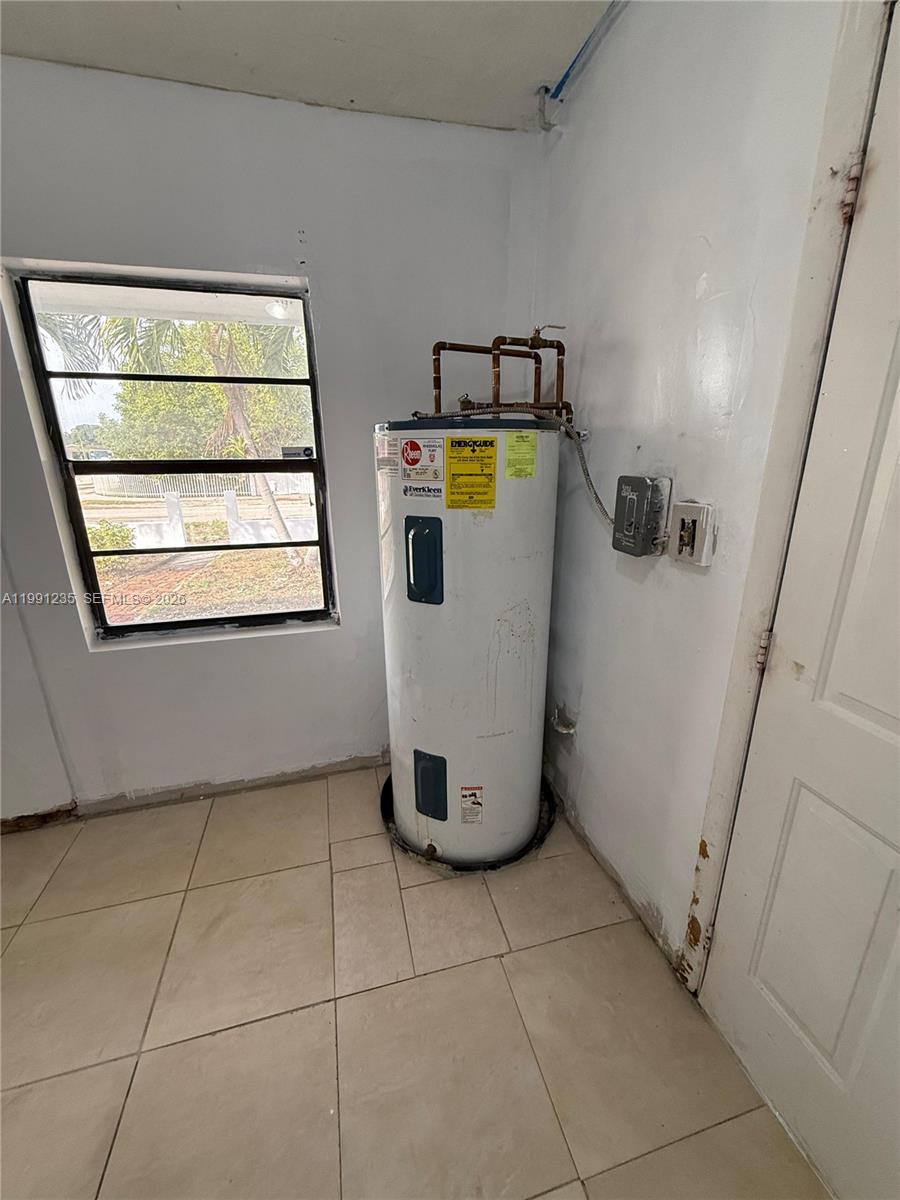 CAROL CITY GDNS 1ST ADDN - Residential Income