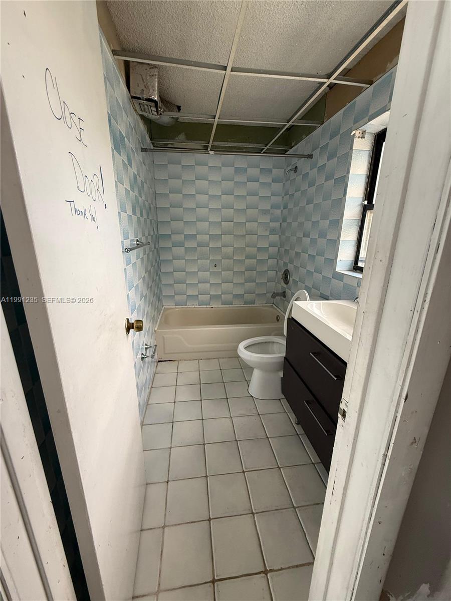 CAROL CITY GDNS 1ST ADDN - Residential Income