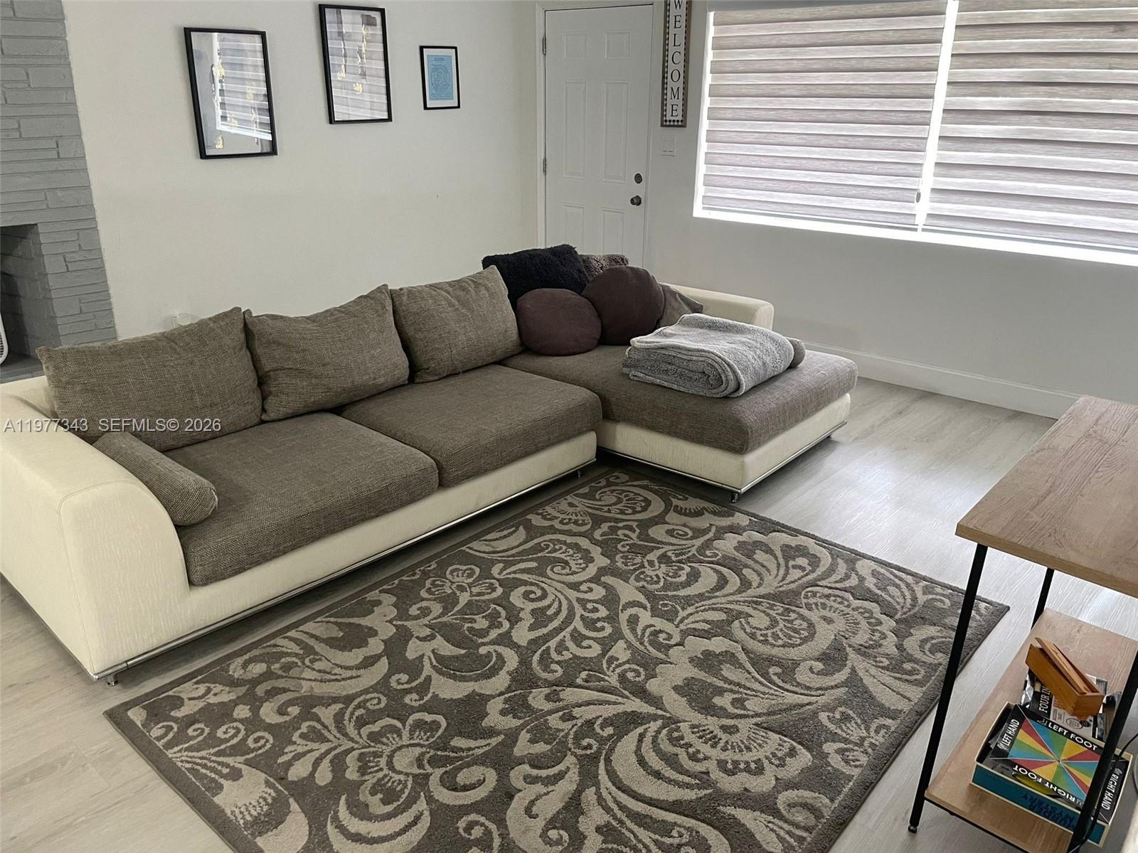 POINCIANA PK AMEN PL BLKS - Residential