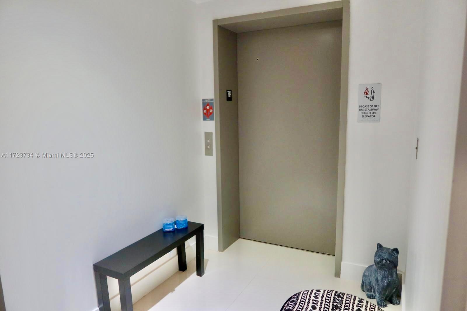 THE HARBOUR SOUTH CONDO - Residential