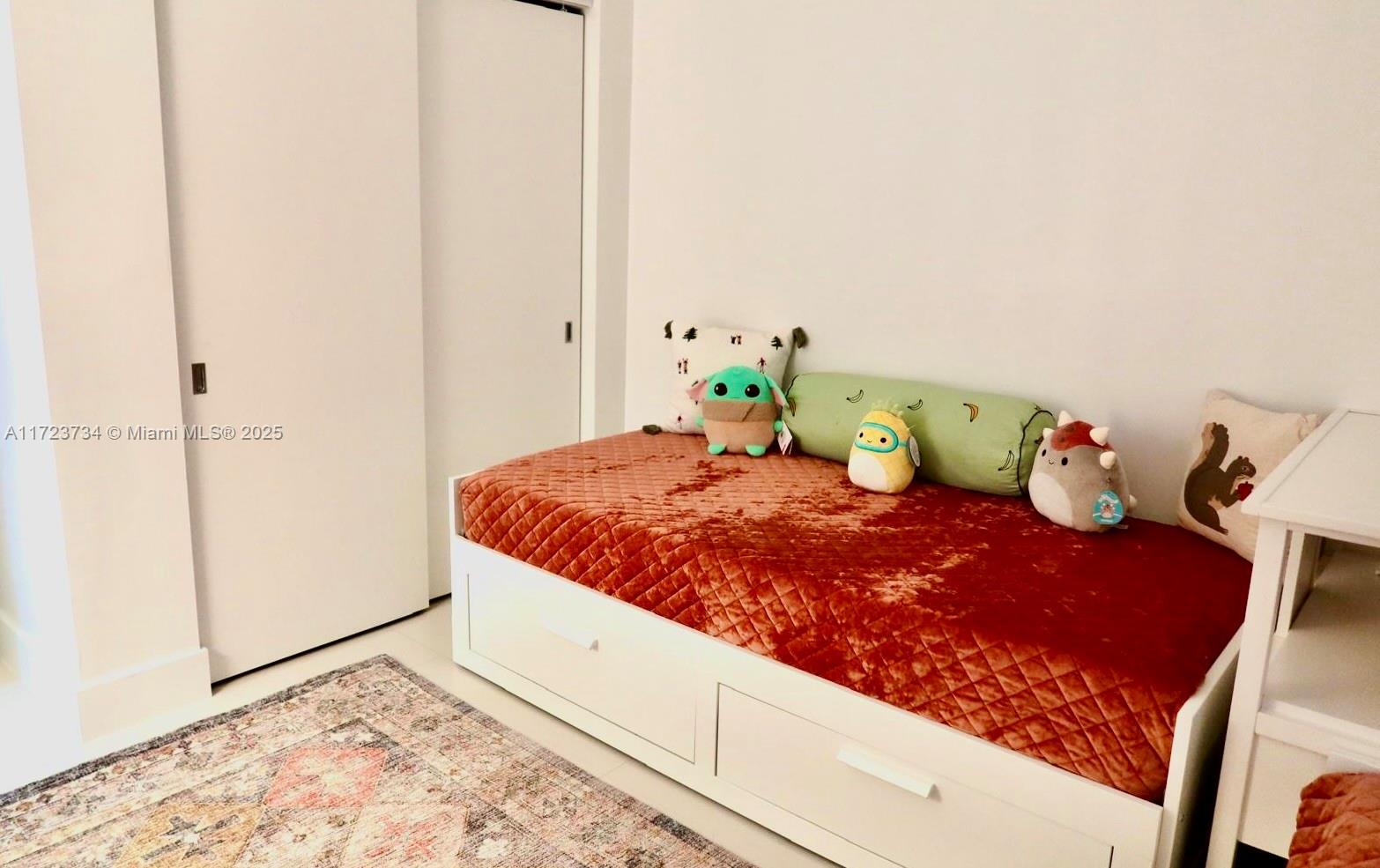 THE HARBOUR SOUTH CONDO - Residential