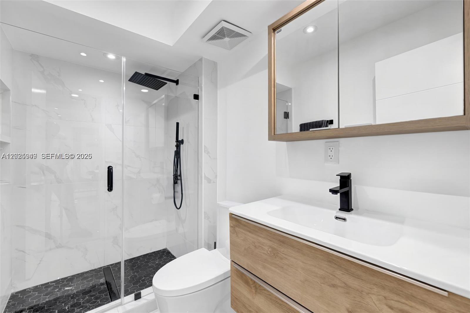 ARLEN HOUSE EAST CONDO - Residential