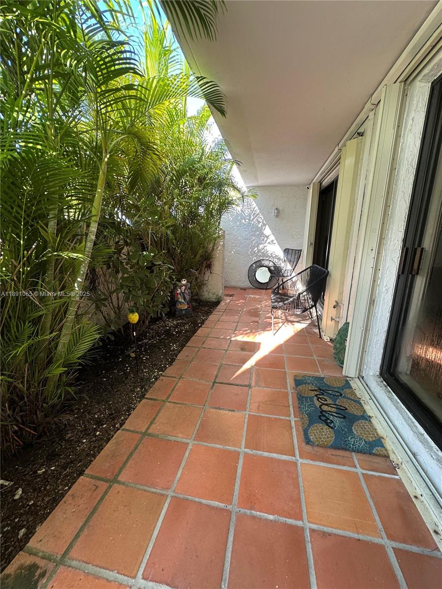 CRICKET CLUBHOUSE CONDO - Residential